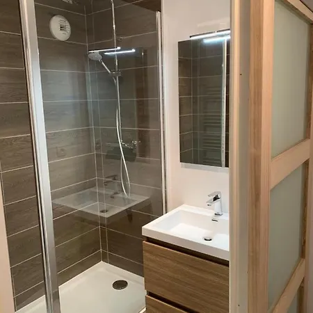 Apartment T2 Dernier Etage *